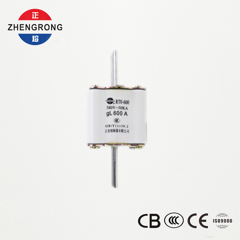 Nasc Fuse Plaisteacha RT0-600 Briseadh Ard IEC